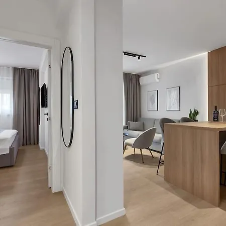 Ana - Exklusiv Makarska