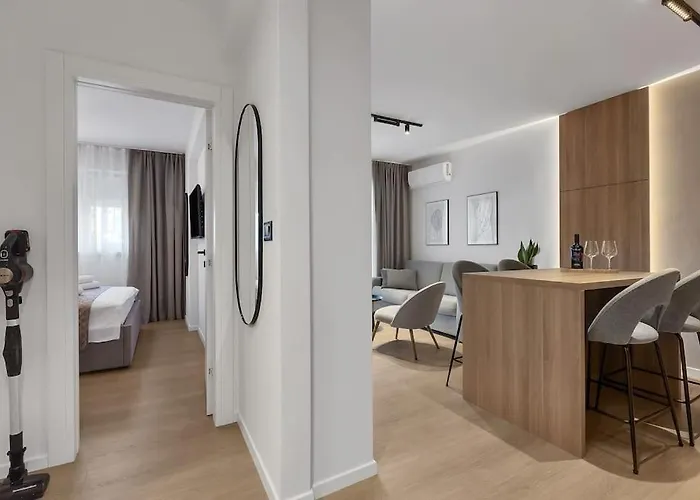 Ana - Exklusiv Makarska